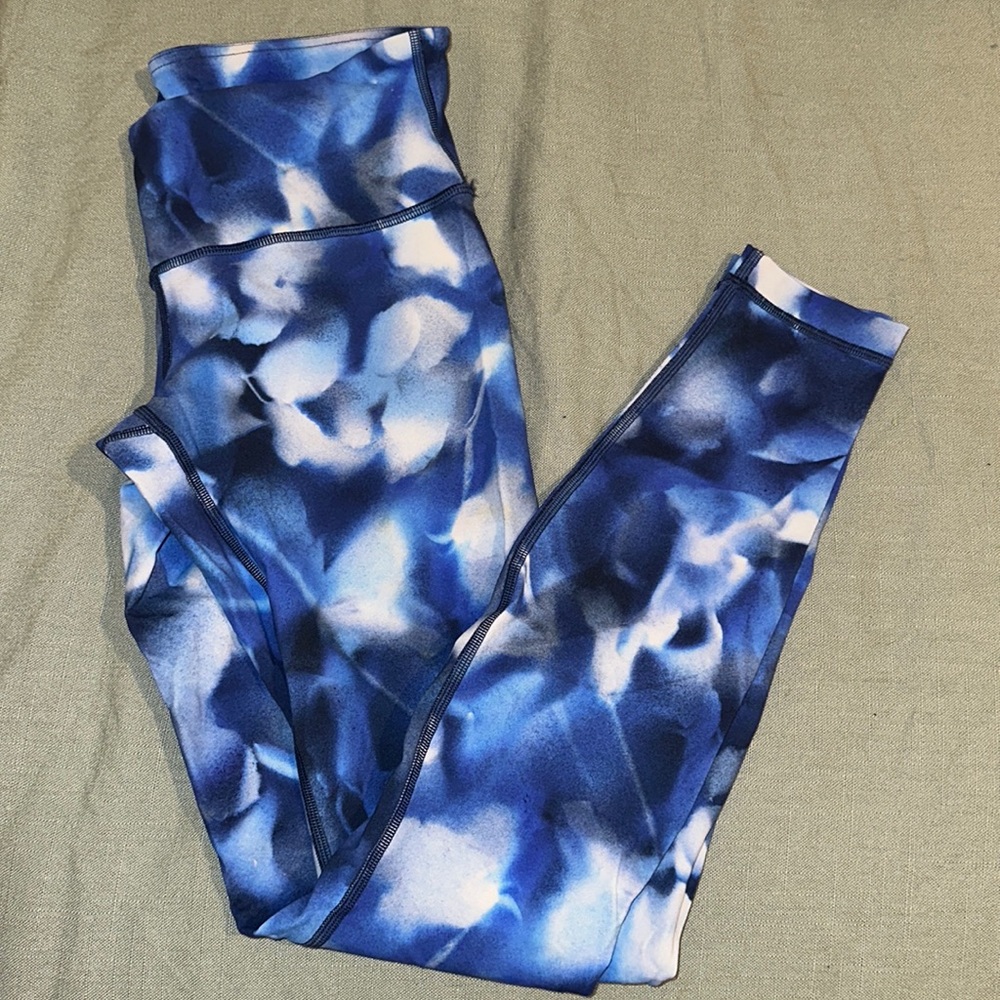 lululemon blue leggings NWOT